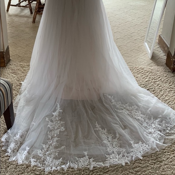 Wedding Dress - Picture 8 of 8